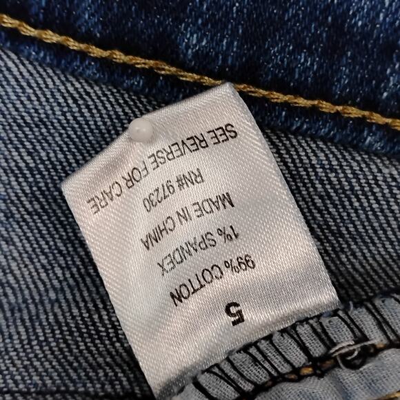 Almost Famous Distressed Skinny Jeans Size 5 Blue Stretchy 5 Pockets - Picture 5 of 6